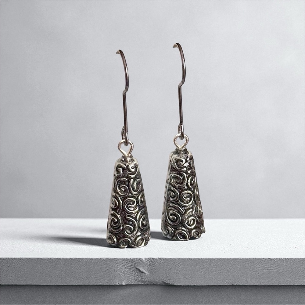 5 For $25💫Alternative Embossed Silver Cone Earrings